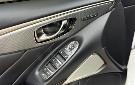 Infiniti Q50 I рестайлинг, 2017 год, 2 990 000 рублей, 16 фотография