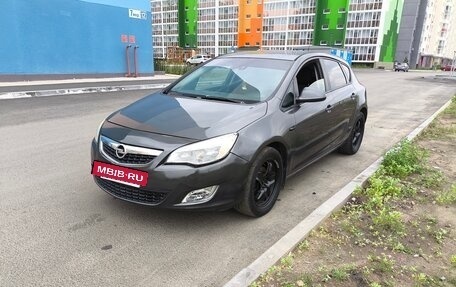 Opel Astra J, 2011 год, 588 000 рублей, 3 фотография