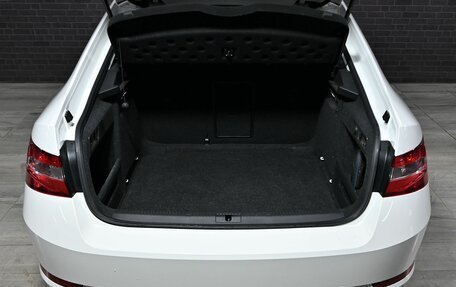 Skoda Superb III рестайлинг, 2021 год, 2 450 000 рублей, 6 фотография