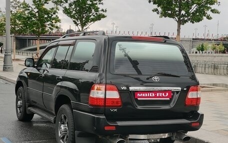 Toyota Land Cruiser 100 рестайлинг 2, 2005 год, 2 222 222 рублей, 9 фотография