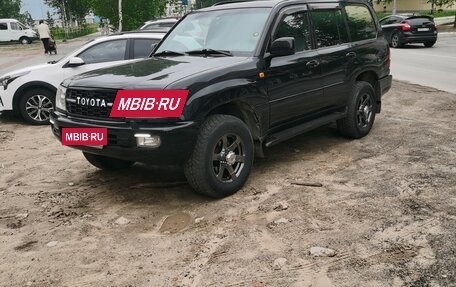 Toyota Land Cruiser 100 рестайлинг 2, 2005 год, 2 222 222 рублей, 5 фотография
