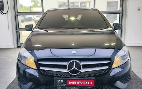 Mercedes-Benz A-Класс, 2015 год, 1 310 000 рублей, 2 фотография