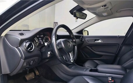 Mercedes-Benz A-Класс, 2015 год, 1 310 000 рублей, 16 фотография
