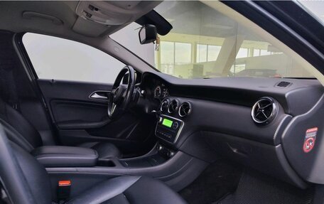 Mercedes-Benz A-Класс, 2015 год, 1 310 000 рублей, 11 фотография