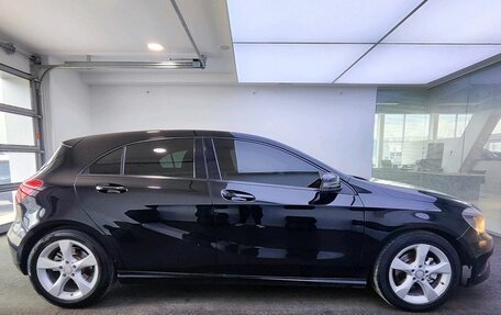 Mercedes-Benz A-Класс, 2015 год, 1 310 000 рублей, 4 фотография