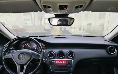 Mercedes-Benz A-Класс, 2015 год, 1 310 000 рублей, 14 фотография