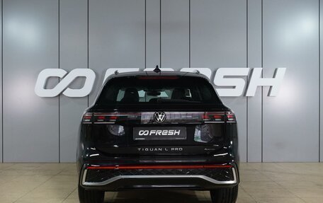 Volkswagen Tiguan, 2024 год, 4 699 000 рублей, 4 фотография