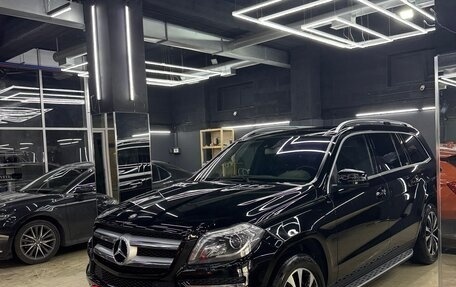 Mercedes-Benz GL-Класс, 2012 год, 2 700 000 рублей, 7 фотография