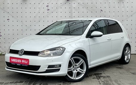 Volkswagen Golf VII, 2013 год, 900 000 рублей, 1 фотография