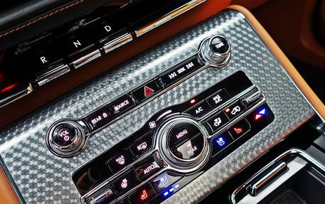 Lincoln Aviator II, 2022 год, 4 500 000 рублей, 13 фотография
