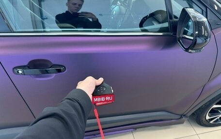 Toyota C-HR I рестайлинг, 2019 год, 2 499 900 рублей, 27 фотография