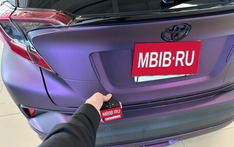 Toyota C-HR I рестайлинг, 2019 год, 2 499 900 рублей, 24 фотография