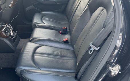 Audi A8, 2010 год, 1 100 000 рублей, 14 фотография