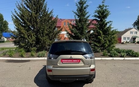 Mitsubishi Outlander III рестайлинг 3, 2007 год, 1 200 000 рублей, 4 фотография