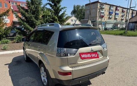 Mitsubishi Outlander III рестайлинг 3, 2007 год, 1 200 000 рублей, 5 фотография