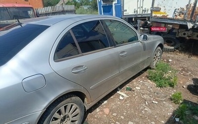 Mercedes-Benz E-Класс, 2002 год, 300 000 рублей, 1 фотография