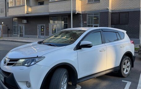 Toyota RAV4, 2013 год, 2 100 000 рублей, 2 фотография