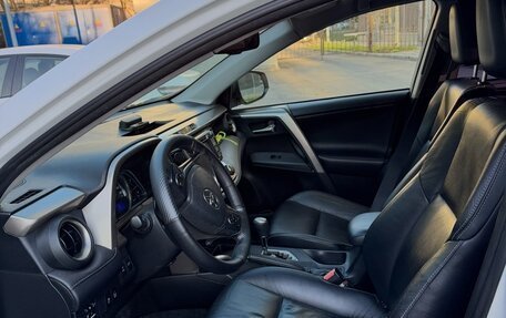 Toyota RAV4, 2013 год, 2 100 000 рублей, 6 фотография
