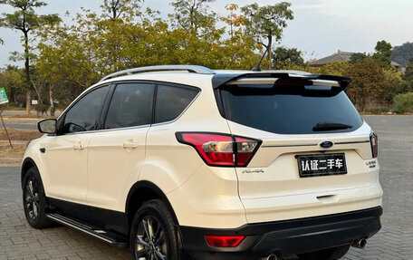 Ford Kuga III, 2021 год, 1 500 000 рублей, 5 фотография