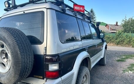 Mitsubishi Pajero III рестайлинг, 1994 год, 600 000 рублей, 12 фотография