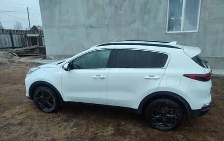 KIA Sportage IV рестайлинг, 2021 год, 3 290 000 рублей, 10 фотография