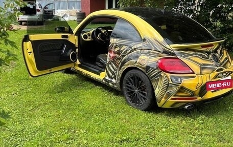 Volkswagen Beetle, 2014 год, 2 000 000 рублей, 6 фотография