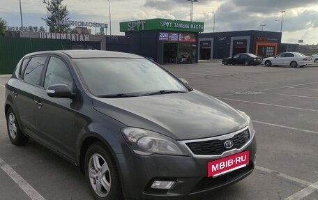 KIA cee'd I рестайлинг, 2010 год, 700 000 рублей, 3 фотография