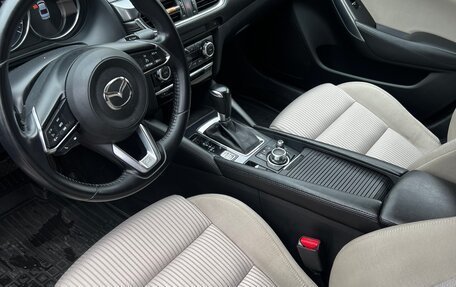 Mazda 6, 2016 год, 2 000 000 рублей, 11 фотография