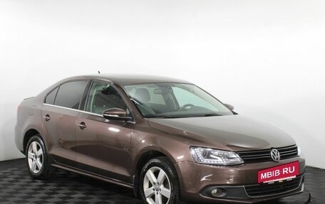 Volkswagen Jetta VI, 2014 год, 970 000 рублей, 3 фотография