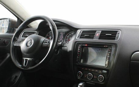 Volkswagen Jetta VI, 2014 год, 970 000 рублей, 9 фотография