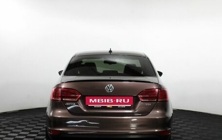 Volkswagen Jetta VI, 2014 год, 970 000 рублей, 6 фотография