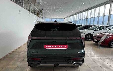 Geely Atlas, 2024 год, 3 200 000 рублей, 5 фотография