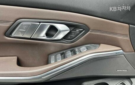 BMW 3 серия, 2021 год, 2 877 999 рублей, 14 фотография