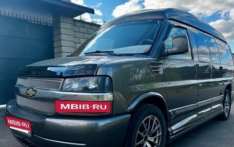 Chevrolet Express II, 2012 год, 3 500 000 рублей, 2 фотография