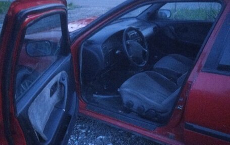 Nissan Primera II рестайлинг, 1994 год, 100 000 рублей, 4 фотография