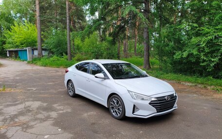 Hyundai Avante, 2019 год, 1 800 000 рублей, 1 фотография