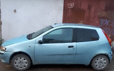 Fiat Punto III Punto Evo рестайлинг, 2001 год, 90 000 рублей, 3 фотография