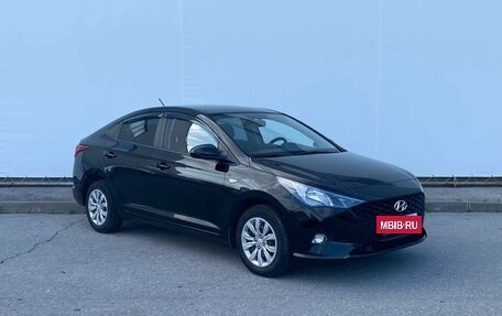 Hyundai Solaris II рестайлинг, 2021 год, 1 660 000 рублей, 3 фотография
