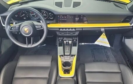 Porsche 911, 2022 год, 12 780 000 рублей, 13 фотография