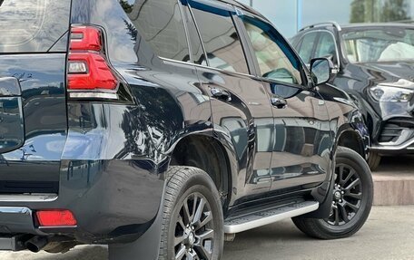 Toyota Land Cruiser Prado 150 рестайлинг 2, 2018 год, 5 690 000 рублей, 9 фотография
