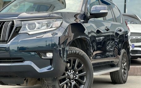 Toyota Land Cruiser Prado 150 рестайлинг 2, 2018 год, 5 690 000 рублей, 6 фотография