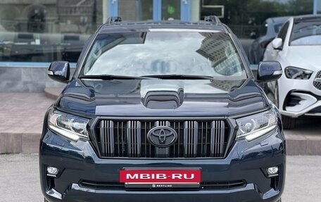Toyota Land Cruiser Prado 150 рестайлинг 2, 2018 год, 5 690 000 рублей, 4 фотография