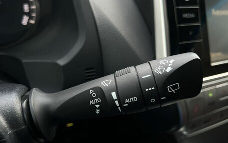 Toyota Land Cruiser Prado 150 рестайлинг 2, 2018 год, 5 690 000 рублей, 17 фотография