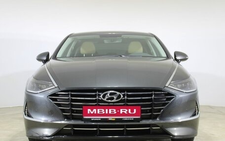 Hyundai Sonata VIII, 2019 год, 1 990 000 рублей, 2 фотография