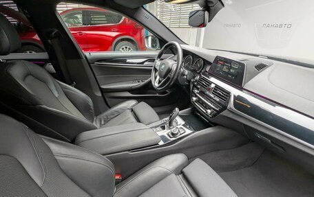 BMW 5 серия, 2019 год, 2 495 000 рублей, 8 фотография