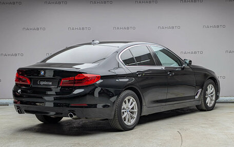 BMW 5 серия, 2019 год, 2 495 000 рублей, 4 фотография