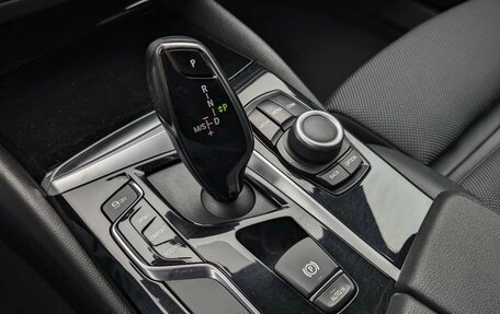 BMW 5 серия, 2019 год, 2 495 000 рублей, 16 фотография