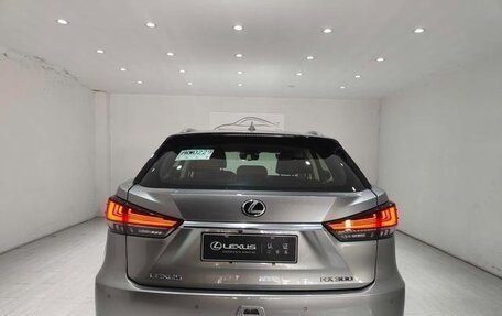 Lexus RX IV рестайлинг, 2022 год, 4 800 000 рублей, 4 фотография