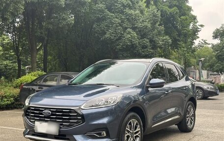 Ford Escape, 2022 год, 2 060 000 рублей, 2 фотография