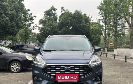 Ford Escape, 2022 год, 2 060 000 рублей, 3 фотография